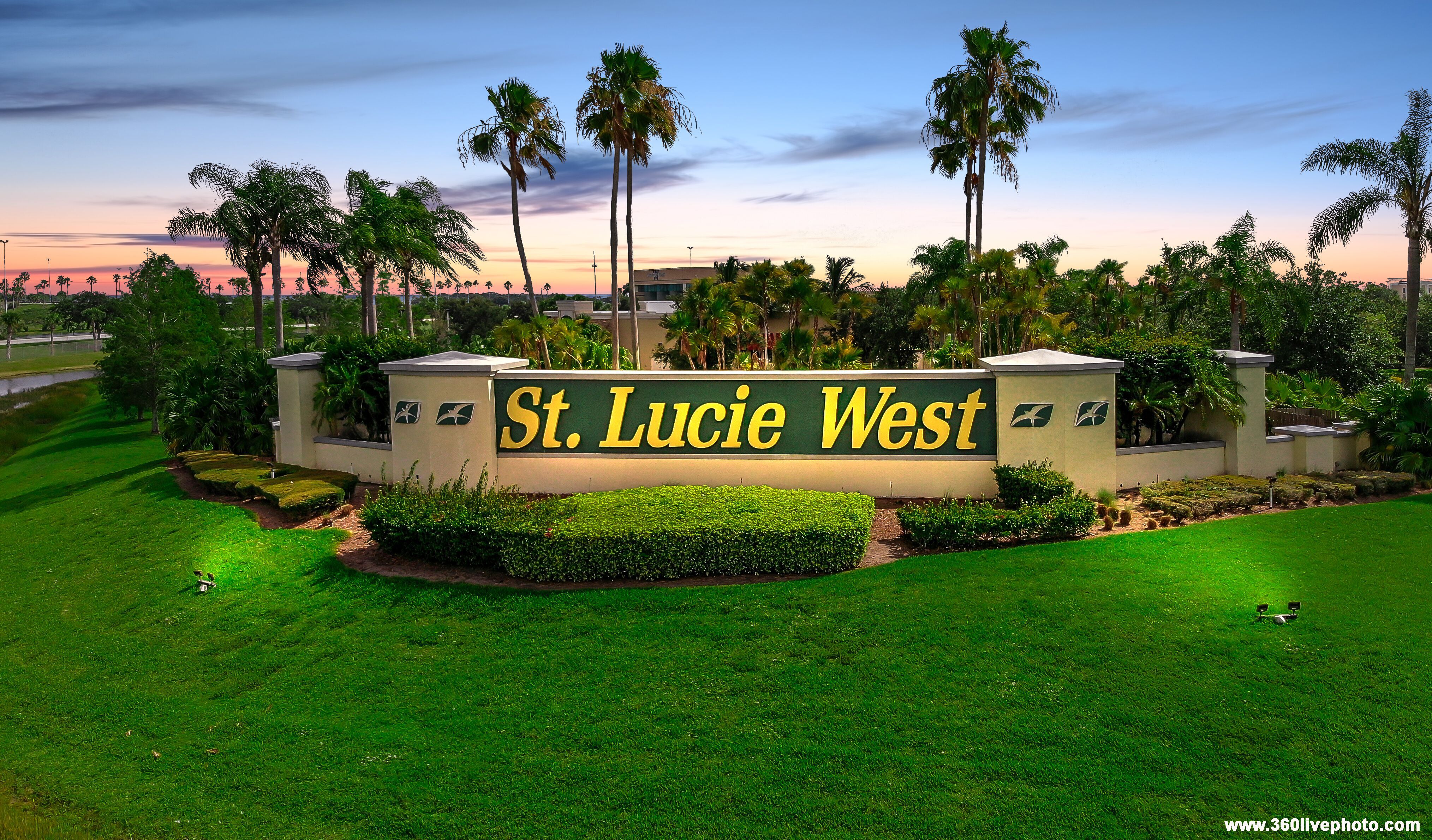 St. Lucie West neighbourhood in St. Lucie County